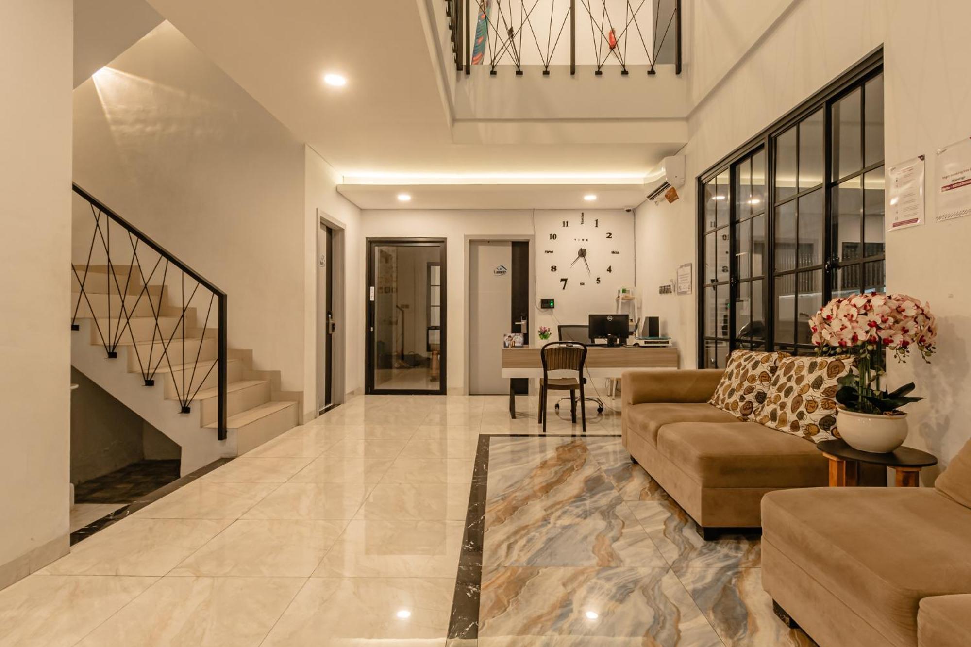 Monggo Mampir Tanjung Duren By Reccoma Jakarta Exterior photo