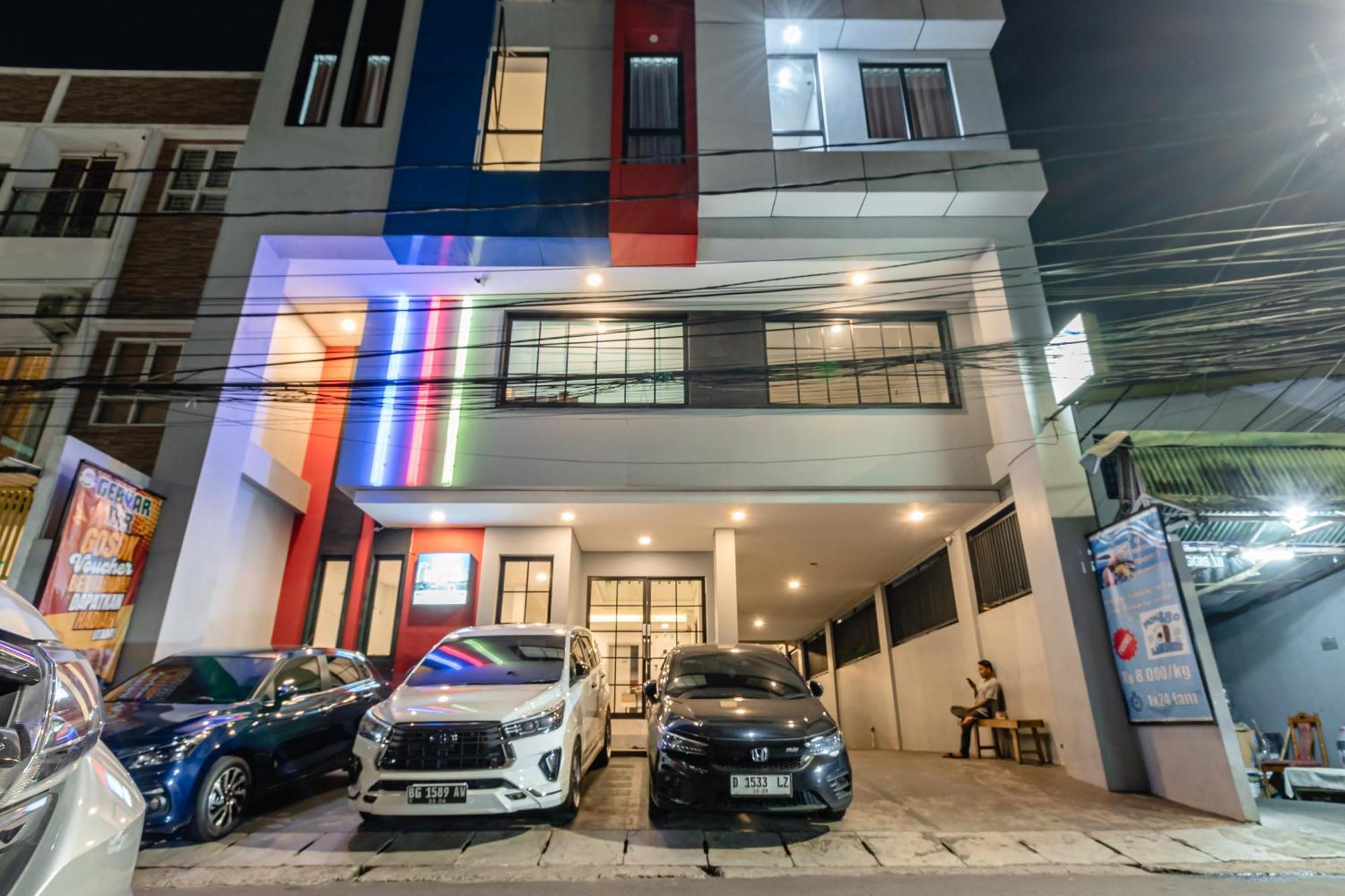 Monggo Mampir Tanjung Duren By Reccoma Jakarta Exterior photo